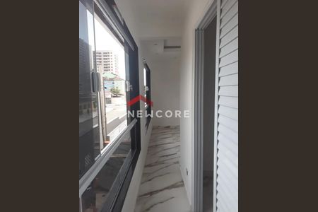 12_photo/94ce20f09d.821bca6a381fcd78-ATLAS-61784632-0e2c-4a0e-8d42-e64fa812708f.jpg de casa de condomínio à venda com 2 quartos, 74m² em Real, Praia Grande