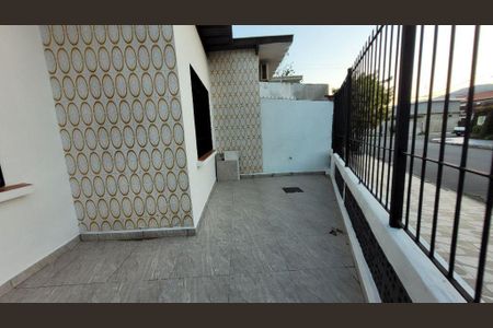 10_photo/94ce20f0a5.98a2f1197ddc2320-ATLAS-453cdce0-d8bc-4d3e-96ba-df4ac122e56c.jpg de casa à venda com 2 quartos, 100m² em Vila Balnearia, Praia Grande