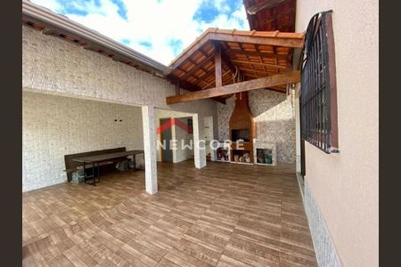 21_photo/94ce20f0a9.2fed7e95ddef69d8-ATLAS-1db0f858-5e57-4a49-bac8-e0adf102aa3c.jpg de casa à venda com 3 quartos, 370m² em Vila Balnearia, Praia Grande