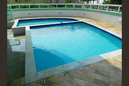 9_photo/94ce20f7e3.5bff102aa3ed73f5-ATLAS-44a6e17f-7b39-4ff3-8d02-e8fd1020a2b1.jpg de apartamento à venda com 2 quartos, 81m² em Real, Praia Grande