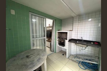 5_photo/94ce20f7e3.5c305ef4c86cca6f-ATLAS-4ea0a4da-c5d9-440c-aae9-e5bb36982d42.jpg de apartamento à venda com 2 quartos, 64m² em Real, Praia Grande