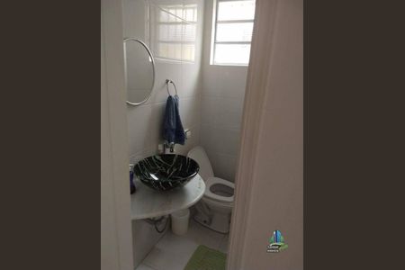 2_photo/94ce20f7f9.044bf836303652f0-ATLAS-97496e06-ece3-4295-af4a-17a8854a36bc.jpg de casa à venda com 2 quartos, 60m² em Jardim Imperador, Praia Grande