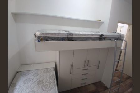 18_photo/94ce20f7f9.07abad7e9574a4a4-ATLAS-94117a59-afbf-40de-9db2-e9ce6656652b.jpg de casa à venda com 2 quartos, 60m² em Jardim Imperador, Praia Grande