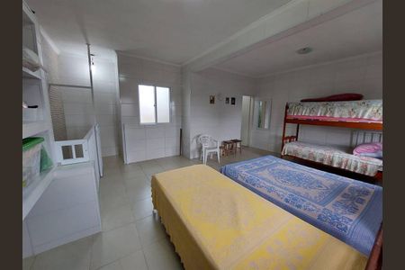 10_photo/94ce20f985.be6f103dc3be37b2-ATLAS-5ba2de57-e2cd-4784-a582-4ca67c818cca.jpg de casa à venda com 1 quarto, 35m² em Vila Balnearia, Praia Grande