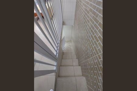 20_photo/94ce20f985.be6f103dc3be37b2-ATLAS-7d053b1a-20cb-4b08-b06c-8e473ee9f0ad.jpg de casa à venda com 1 quarto, 35m² em Vila Balnearia, Praia Grande