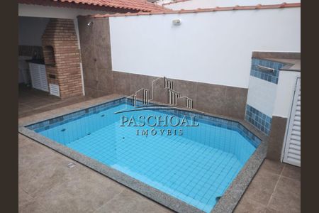 2_photo/94ce20fad3.72fdf6aff2690cc2-ATLAS-dd4b709b-a3b2-4eab-81f6-074311a7b182.jpg de casa à venda com 2 quartos, 75m² em Real, Praia Grande