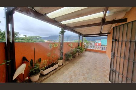 9_photo/94ce20fb05.dc4c3710a436727e-ATLAS-33a3c896-4ac1-41cc-b738-bcd5c98610e5.jpg de casa à venda com 2 quartos, 140m² em Vila Balnearia, Praia Grande