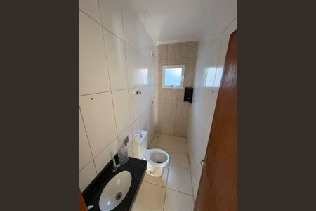 4_photo/94ce20ff9f.bf327e9466249ee9-ATLAS-a3f57086-ef1c-4bff-af78-097aea00a155.jpg de casa à venda com 1 quarto, 29m² em Princesa, Praia Grande