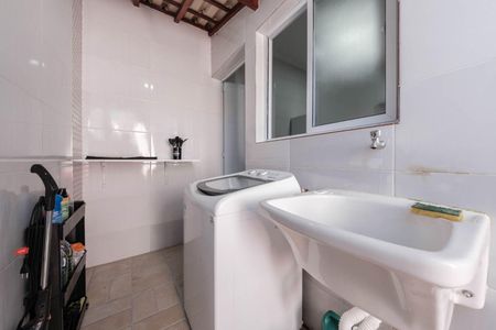 38_photo/94ce20ffab.6cae37c8beed67cd-ATLAS-374db7c2-76f9-4bb3-a4cb-1d56d619346f.jpg de casa à venda com 2 quartos, 68m² em Jardim Imperador IV, Praia Grande