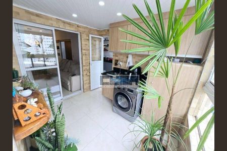 6_photo/94ce21b85f.391978af00bcb4d9-ATLAS-e7d05053-9287-44c9-a87c-69d917ece3d1.jpg de apartamento à venda com 2 quartos, 120m² em Jardim Melvi, Praia Grande