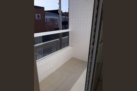 6_photo/94ce21b8a3.cbf8603e470b151e-ATLAS-2e7abc06-d679-44b8-bd25-71c9328a4c5c.jpg de casa à venda com 2 quartos, 54m² em Jardim Melvi, Praia Grande