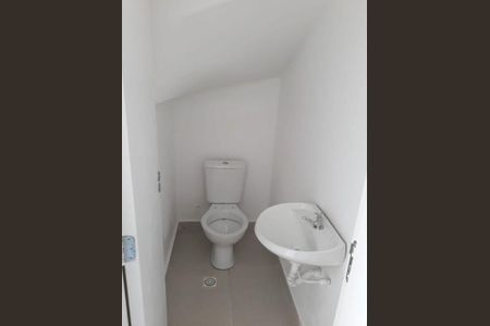 4_photo/94ce21b8a3.cbf8603e470b151e-ATLAS-5ce74c5c-8995-41e6-8d1a-d73390915f4b.jpg de casa à venda com 2 quartos, 54m² em Jardim Melvi, Praia Grande