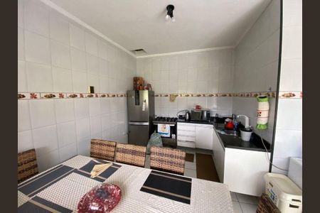 9_photo/94ce21b8c9.e47622cab102e619-ATLAS-df2dd81c-15fc-4e7f-bfa8-0e20e568e329.jpg de casa à venda com 1 quarto, 192m² em Jardim Melvi, Praia Grande