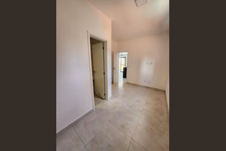 12_photo/94ce21b8f5.9013666ea224691e-ATLAS-d6c9e9c6-39f9-414d-8d2b-84e727929367.jpg de casa à venda com 2 quartos, 90m² em Jardim Melvi, Praia Grande