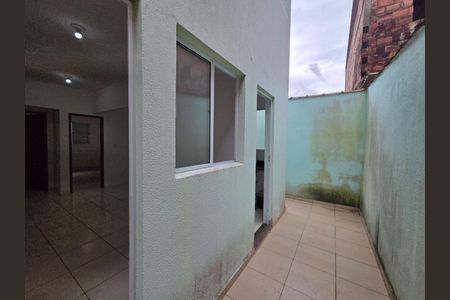 18_photo/94ce21bec3.50c90a022f38444d-ATLAS-2c01715c-0ceb-4c8a-ba90-6e88dba5ede7.jpg de casa à venda com 2 quartos, 51m² em Jardim Melvi, Praia Grande