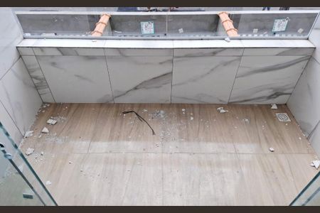 10_photo/94ce21c0f1.571a55d3b29a094d-ATLAS-1337cfe1-4466-4ceb-894c-d1aaa1f1d0ec.jpg de casa à venda com 2 quartos, 90m² em Jardim Samambaia, Praia Grande