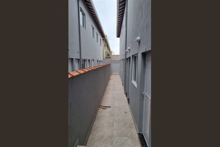 17_photo/94ce21c389.4e5bf86551ed6bfc-ATLAS-36f57ceb-bb57-47c7-8b98-8e51a6a2ab5b.jpg de casa à venda com 2 quartos, 67m² em Jardim Samambaia, Praia Grande