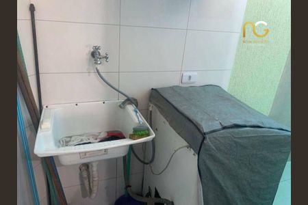 4_photo/94ce21c4b1.07080d155bdd5e8d-ATLAS-4cf7f2be-ffcd-48cb-8904-b37e39729adf.jpg de casa à venda com 2 quartos, 55m² em Parque das Americas, Praia Grande