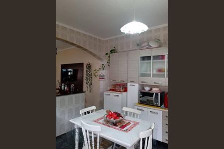 10_photo/94ce21c633.c8a3ea8b468b2e37-ATLAS-8759b512-5637-435e-8efc-a652da683e47.jpg de casa à venda com 2 quartos, 90m² em Jardim Melvi, Praia Grande