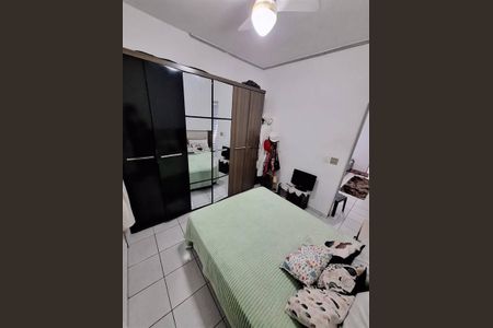 6_photo/94ce21c855.f7fe6dbefd3a263e-ATLAS-89c2677b-4f1e-425a-a93f-10b0fac28694.jpg de casa à venda com 1 quarto, 60m² em Jardim Melvi, Praia Grande