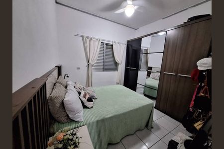 10_photo/94ce21c855.f7fe6dbefd3a263e-ATLAS-b09748e3-d524-4f5a-9aa0-e73368268f9b.jpg de casa à venda com 1 quarto, 60m² em Jardim Melvi, Praia Grande