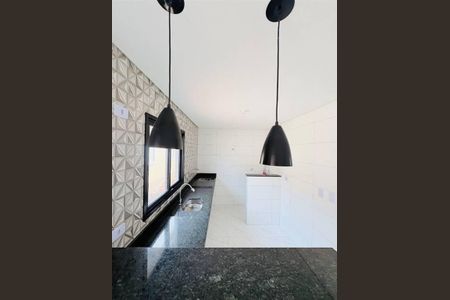 6_photo/94ce21c8f3.e6c5309fd1607d84-ATLAS-3cde54ce-1efd-44e6-9ef7-1ecfd9d4a6ef.jpg de casa à venda com 2 quartos, 50m² em Jardim Melvi, Praia Grande