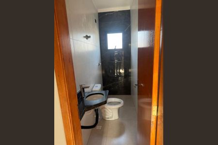 7_photo/94ce21c93f.e2ebaa03674b3542-ATLAS-baf2a971-582a-4352-86c8-71b49b374fd7.jpg de casa à venda com 0 quarto, 55m² em Jardim Melvi, Praia Grande