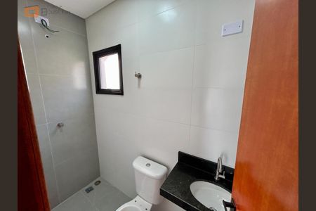 26_photo/94ce21c959.babca6c7f82b9010-ATLAS-96012d27-0b77-4676-8621-6fe6ff3a2e36.jpg de casa à venda com 2 quartos, 80m² em Jardim Melvi, Praia Grande