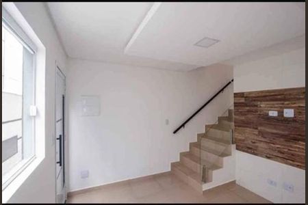 2_photo/94ce21ccff.832a1e1e5565aa8a-ATLAS-6d1273cf-a02e-48df-9caa-92e4382a8ca3.jpg de casa à venda com 2 quartos, 50m² em Jardim Melvi, Praia Grande