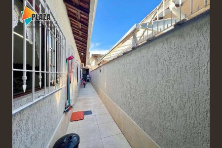 4_photo/94ce21cd31.f4ff651186a2c476-ATLAS-d96e2bb9-a68a-4525-9831-2c1f324702d2.jpg de casa à venda com 2 quartos, 73m² em Vila Caiçara, Praia Grande