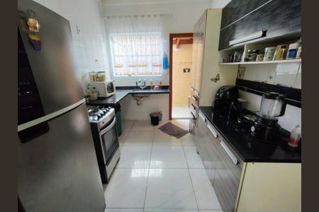 7_photo/94ce21cd4b.96d7dd6052223555-ATLAS-8667d7ed-2936-4e9d-898b-165cba75897d.jpg de casa à venda com 2 quartos, 50m² em Vila Caiçara, Praia Grande