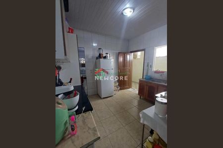 8_photo/94ce21cda7.93b8fa184532727f-ATLAS-b5b856d4-658f-406f-a846-c58d6b2e4661.jpg de casa à venda com 2 quartos, 80m² em Jardim Melvi, Praia Grande