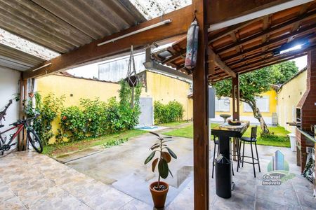 22_photo/94ce21d05f.dda3a78fb47de289-ATLAS-1bcc43ad-15a3-4b41-a369-2d58a35fa605.jpg de casa à venda com 4 quartos, 147m² em SAMAMBAIA, Praia Grande