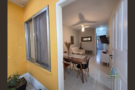 5_photo/94ce21d05f.dda3a78fb47de289-ATLAS-23c914c3-8059-4e58-bb3c-6aadd79c935a.jpg de casa à venda com 4 quartos, 147m² em SAMAMBAIA, Praia Grande