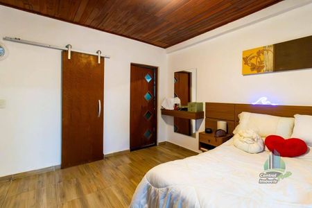 37_photo/94ce21d05f.dda3a78fb47de289-ATLAS-8b8e5f1c-1145-491c-b404-b25d5ac19b70.jpg de casa à venda com 4 quartos, 147m² em SAMAMBAIA, Praia Grande