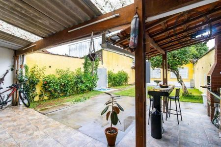 23_photo/94ce21d05f.dda3a78fb47de289-ATLAS-e3eb4480-ee5a-499e-af27-0cb21cdcce6a.jpg de casa à venda com 4 quartos, 147m² em SAMAMBAIA, Praia Grande