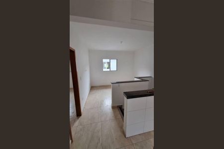 8_photo/94ce21d0df.dec587e48f10931e-ATLAS-acfcaae8-7a29-44a7-a604-d96fbdd4ef8f.jpg de casa à venda com 2 quartos, 67m² em Jardim Samambaia, Praia Grande