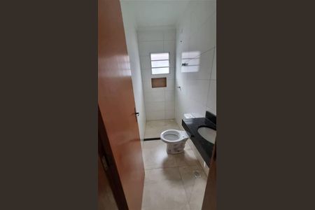 21_photo/94ce21d0e5.fdc32120e62abedc-ATLAS-db14c9cd-e81d-4484-ab9a-d9b447a9ee25.jpg de casa à venda com 3 quartos, 70m² em Jardim Samambaia, Praia Grande