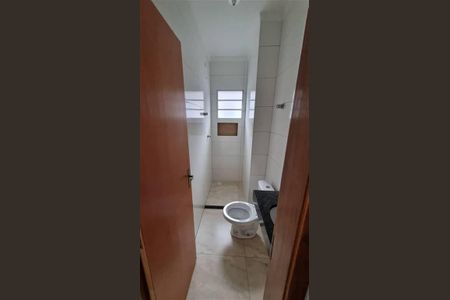 16_photo/94ce21d0e5.fdc32120e62abedc-ATLAS-e56c5558-9dd3-4272-be80-382a5f3e83bc.jpg de casa à venda com 3 quartos, 70m² em Jardim Samambaia, Praia Grande