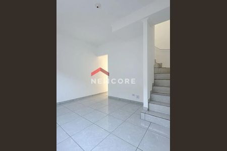 4_photo/94ce21d12d.c4a0bdba0b5cdebe-ATLAS-1bd166ab-e55a-4075-85db-bd29a9870e61.jpg de casa à venda com 2 quartos, 68m² em Parque das Americas, Praia Grande