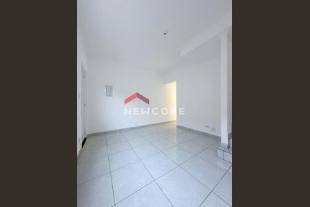 6_photo/94ce21d12d.c4a0bdba0b5cdebe-ATLAS-45678e15-c1be-451d-bb69-a0cc8c6b4fbd.jpg de casa à venda com 2 quartos, 68m² em Parque das Americas, Praia Grande