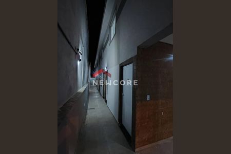 20_photo/94ce21d153.90bd9ce7e18c11b8-ATLAS-734f5a2d-8ea0-45bb-8cea-9664aeb7cc7a.jpg de casa de condomínio à venda com 2 quartos, 49m² em Parque das Americas, Praia Grande