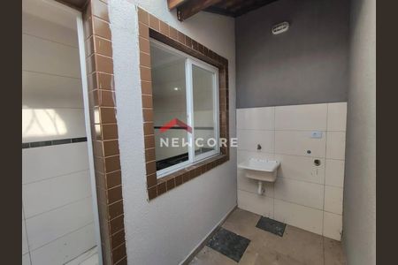 6_photo/94ce21d153.90bd9ce7e18c11b8-ATLAS-d6b0bcab-10f5-4495-a3fc-5cdeb2cadbc7.jpg de casa de condomínio à venda com 1 quarto, 32m² em Parque das Americas, Praia Grande