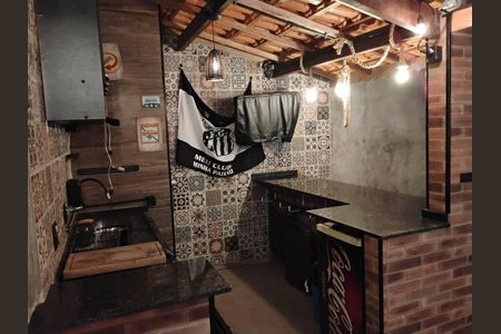 3_photo/94ce21d2a9.3bbff66cc2ca2df2-ATLAS-d7bf2a95-9653-4eba-a203-f7d736a4ce97.jpg de casa à venda com 4 quartos, 134m² em Vila Caiçara, Praia Grande