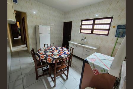 11_photo/94ce21d2c7.f236e11285303c36-ATLAS-d76be5ea-f638-41f6-8d31-c6be8b3e97fc.jpg de casa à venda com 2 quartos, 116m² em Vila Caiçara, Praia Grande