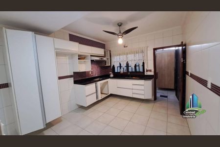 8_photo/94ce21d2dd.ad8d7a0cea44eaa8-ATLAS-a7490979-305a-4fba-bbed-c78aec5d8dfe.jpg de casa à venda com 2 quartos, 80m² em Vilamar, Praia Grande