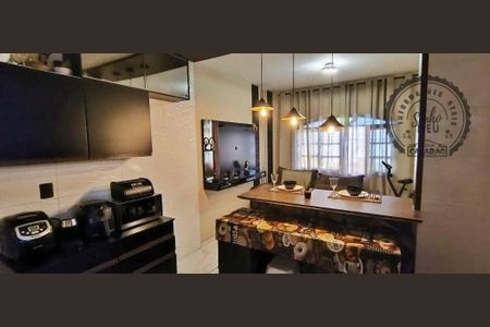 5_photo/94ce21d561.7b19923cb1e50d7a-ATLAS-c8519dcf-efa7-4756-833e-e6155f53e8e3.jpg de casa à venda com 2 quartos, 80m² em Maracanã, Praia Grande