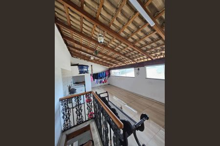 16_photo/94ce21d575.c9b2d6e14d401612-ATLAS-dacf79e5-4565-49ac-bc98-3d4abc4286ca.jpg de casa de condomínio à venda com 2 quartos, 60m² em Maracanã, Praia Grande