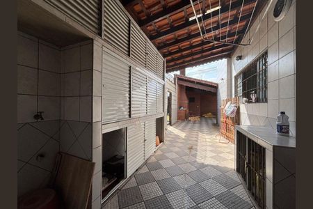 17_photo/94ce21d59d.bf9ec29034c3b782-ATLAS-23457e08-2cdf-4974-bbef-a604153dfd21.jpg de casa à venda com 3 quartos, 221m² em Maracanã, Praia Grande