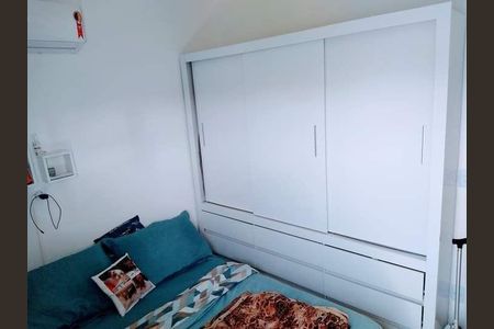 8_photo/94ce21daf3.2d3ac289e0c8b5b7-ATLAS-3b640775-ddce-431f-9f45-20f2cd133d22.jpg de casa à venda com 2 quartos, 42m² em Parque das Americas, Praia Grande